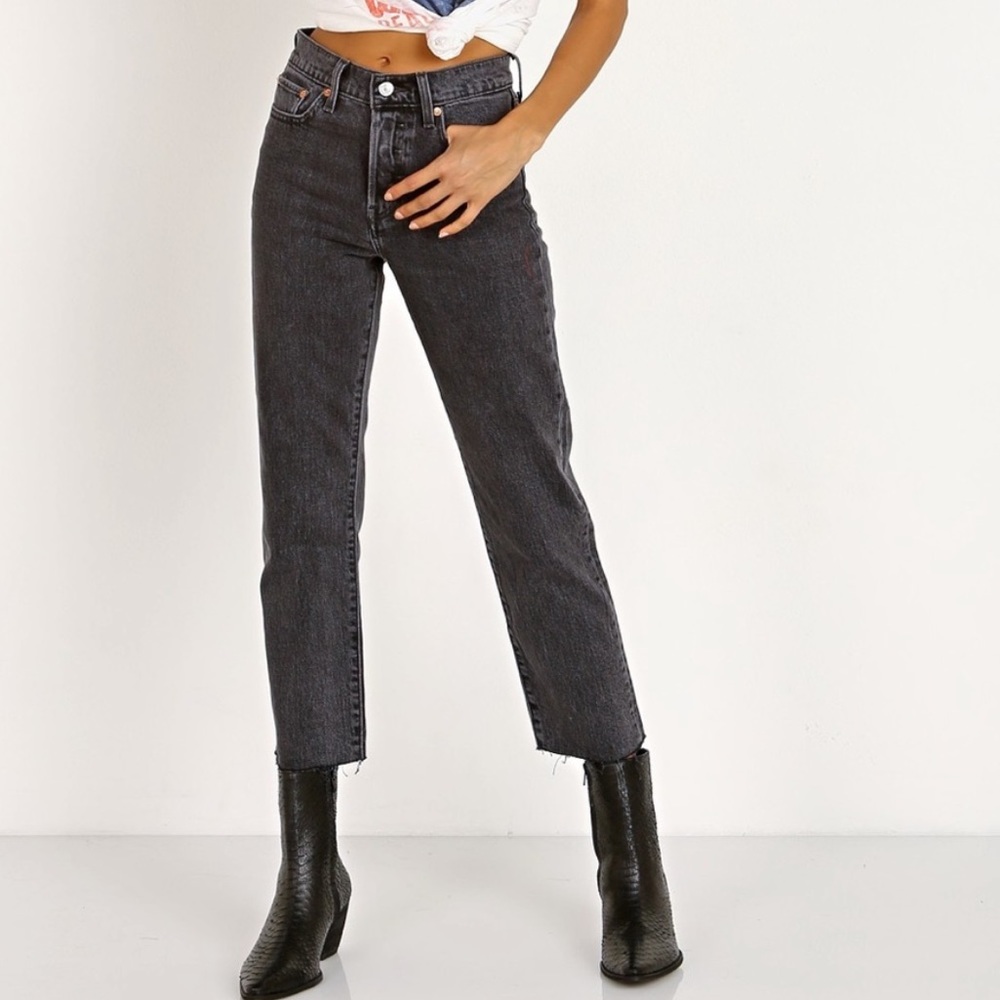 Levi’s Wedgie Straight Jeans Size 27